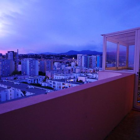 Appartement Rooftop 8 personnes grande terrasse avec parking Quartier Aéroport Nizza Esterno foto