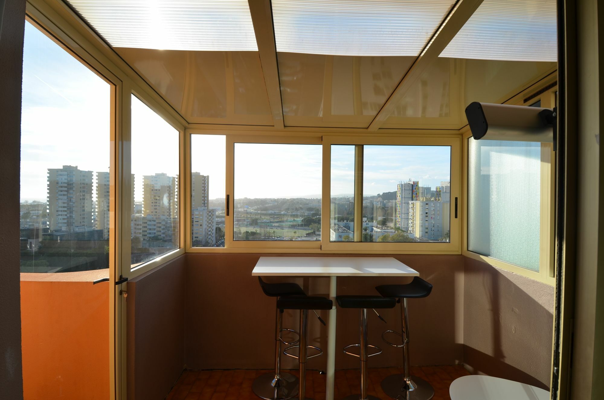 Appartement Rooftop 8 personnes grande terrasse avec parking Quartier Aéroport Nizza Esterno foto