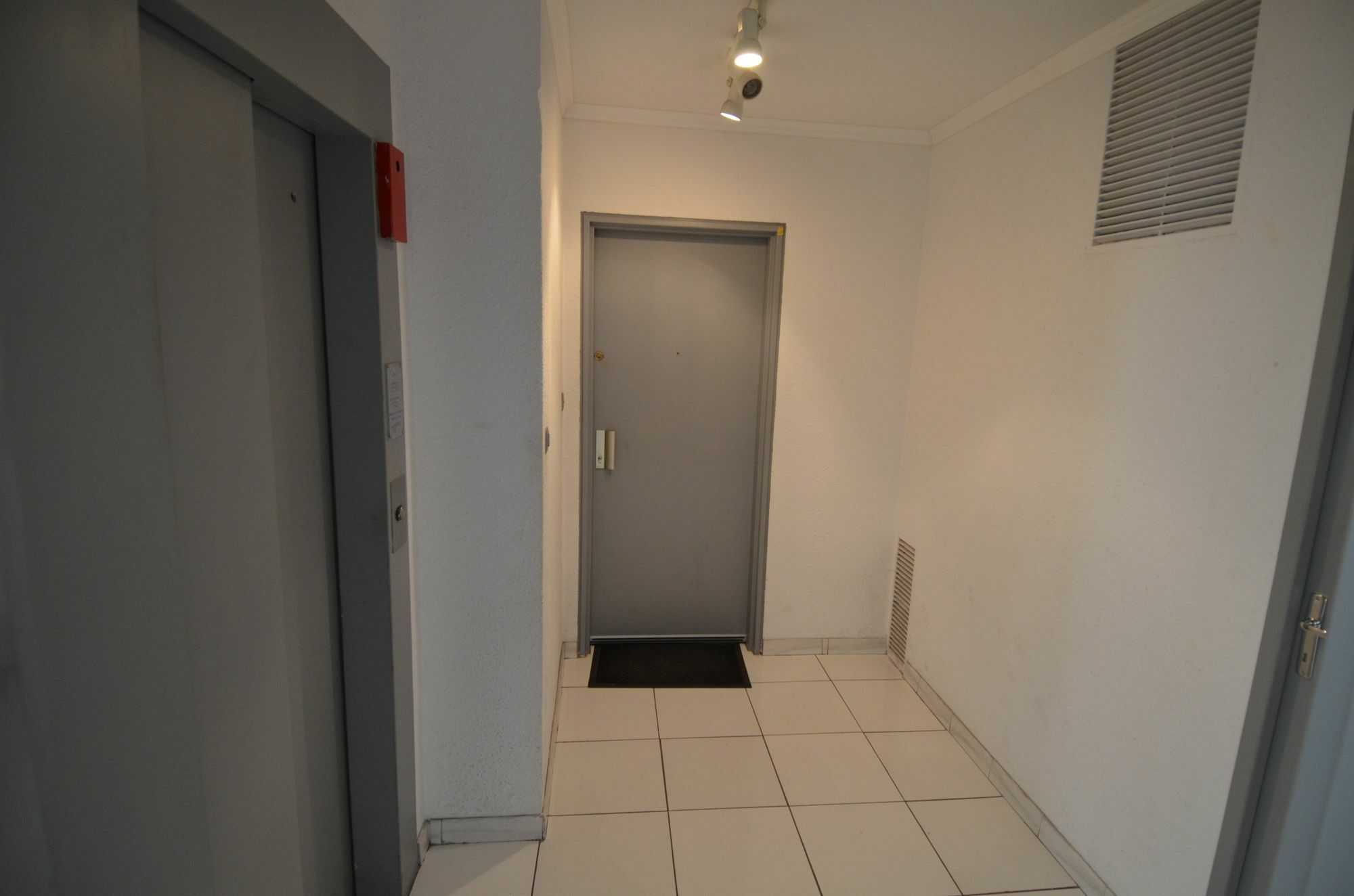 Appartement Rooftop 8 personnes grande terrasse avec parking Quartier Aéroport Nizza Esterno foto